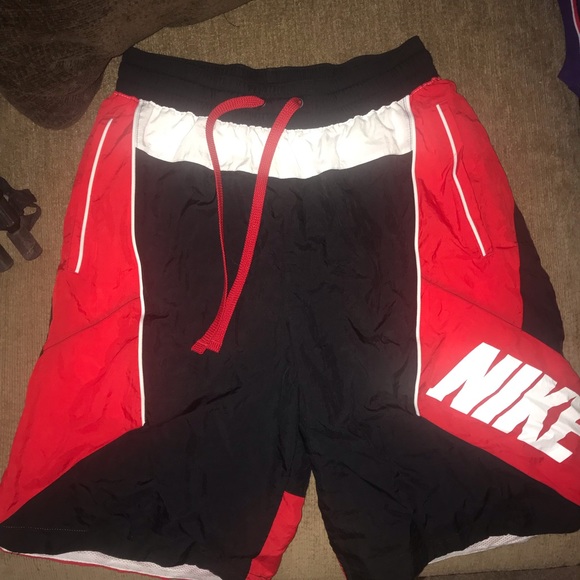 Vintage nike basketball shorts - Picture 1 of 1